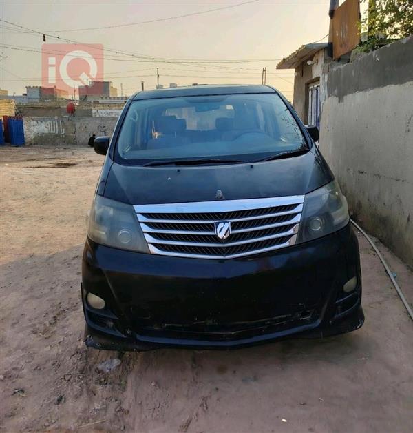 Toyota Alphard 2002 for sale in Iraq - Maysan